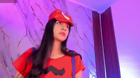 Snapshot of mollylewis18 chatting on December 2025 02:34:01 PM New girl Emily Valentina Michelle online show from December 2025 02:34:01 PM