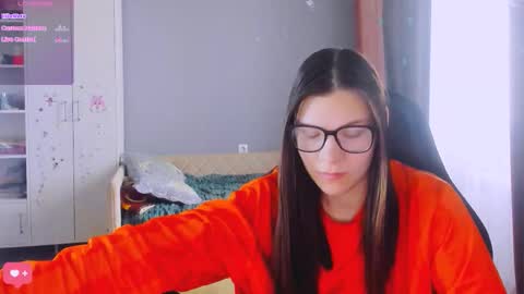  KIRA  online show from February 2026 05:49:01 AM