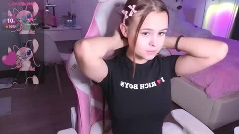 Snapshot of mollymurrrr chatting on October 2025 03:59:01 AM Molly online show from October 2025 03:59:01 AM