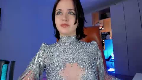 Molly online show from June 2026 08:24:02 PM