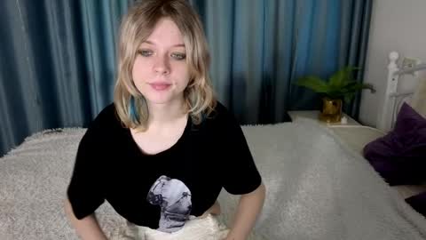 mollysally online show from April 2026 03:01:02 AM