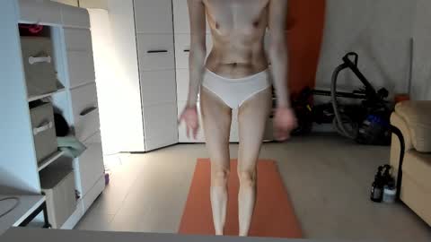 Snapshot of mollystory chatting on February 2025 04:25:01 AM AngelMomm online show from February 2025 04:25:01 AM