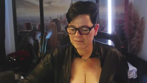 MollySun Nina Randmann online show from October 2025 06:37:01 PM