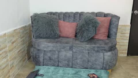 mollysweet11 online show from December 2025 05:33:02 PM