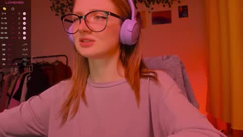 Snapshot of mollytucker chatting on November 2025 02:57:02 PM mollytucker online show from November 2025 02:57:02 PM