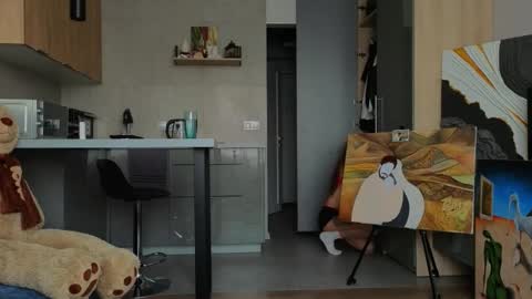 Molly online show from February 2026 11:03:02 AM