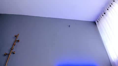 Molly online show from February 2025 04:00:02 PM