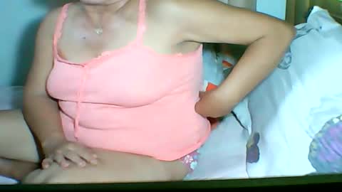 Snapshot of mombastic55 chatting on June 2026 08:15:02 AM mombastic55 online show from June 2026 08:15:02 AM