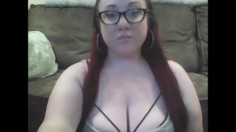 Snapshot of mommies_mooseknuckle chatting on September 2025 07:57:02 PM mommies_mooseknuckle online show from September 2025 07:57:02 PM