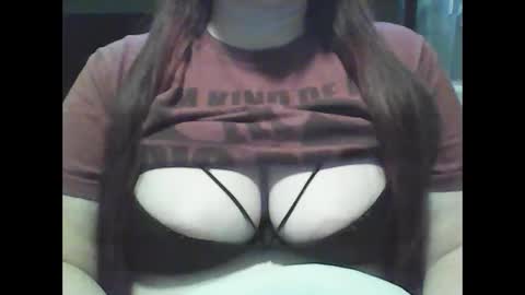 Snapshot of mommies_mooseknuckle chatting on October 2025 01:42:01 AM mommies_mooseknuckle online show from October 2025 01:42:01 AM