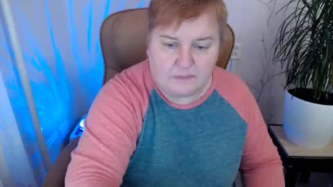 Snapshot of mommy99x chatting on January 2025 01:15:01 PM Mommy99X online show from January 2025 01:15:01 PM