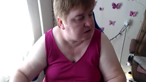 Snapshot of mommy99x chatting on March 2025 08:44:01 AM Mommy99X online show from March 2025 08:44:01 AM