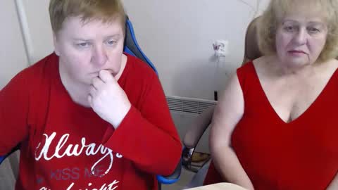 Snapshot of mommy99x chatting on December 2025 04:23:02 PM Mommy99X online show from December 2025 04:23:02 PM