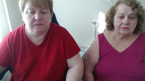 Snapshot of mommy99x chatting on February 2026 08:51:01 AM Mommy99X online show from February 2026 08:51:01 AM