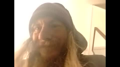 Snapshot of mommyissues2386 chatting on December 2024 10:37:01 PM Richard Sheridan online show from December 2024 10:37:01 PM