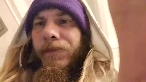 Snapshot of mommyissues2386 chatting on December 2024 06:01:02 AM Richard Sheridan online show from December 2024 06:01:02 AM