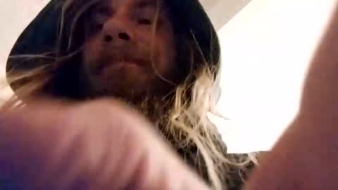 Snapshot of mommyissues2386 chatting on February 2025 05:21:02 AM Richard Sheridan online show from February 2025 05:21:02 AM