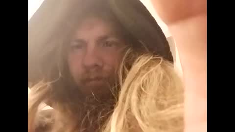 Snapshot of mommyissues2386 chatting on February 2025 01:58:01 AM Richard Sheridan online show from February 2025 01:58:01 AM