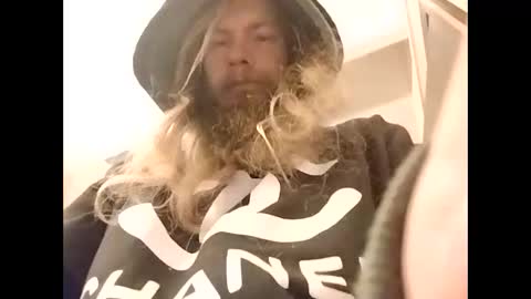 Snapshot of mommyissues2386 chatting on February 2025 05:52:02 AM Richard Sheridan online show from February 2025 05:52:02 AM