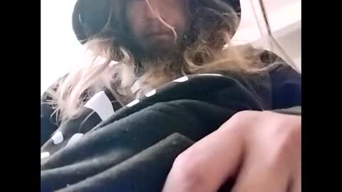 Snapshot of mommyissues2386 chatting on February 2025 02:15:01 AM Richard Sheridan online show from February 2025 02:15:01 AM