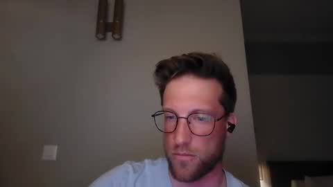 moms_little_monster online show from April 2026 09:09:02 PM