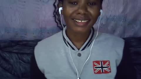 momsdoll online show from February 2026 05:39:02 AM