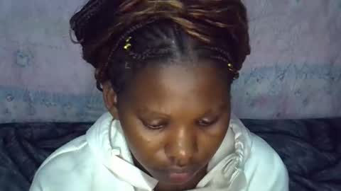 momsdoll online show from April 2026 05:32:01 PM