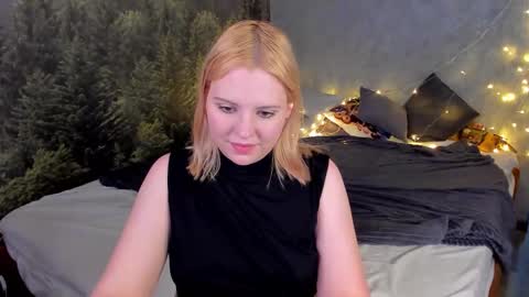 mon1ca_jones online show from December 2025 09:38:01 AM