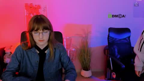 Mona  online show from January 2026 08:03:01 PM