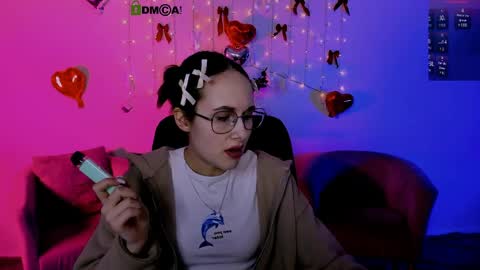 Mona  online show from March 2026 07:15:02 PM