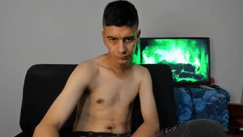 nicolas online show from December 2024 04:31:02 AM