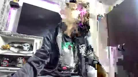 nicolas online show from March 2026 01:43:02 AM