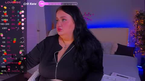 Monica online show from November 2025 01:21:02 PM