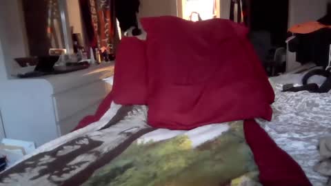 Snapshot of mondi82 chatting on December 2024 10:26:01 PM Mondi82 online show from December 2024 10:26:01 PM