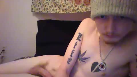 Snapshot of moneybaggho710 chatting on December 2024 08:57:02 PM Steven Rhyne online show from December 2024 08:57:02 PM