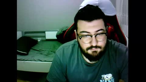 Mert online show from December 2024 02:11:02 PM