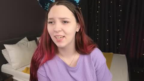 Snapshot of monica__queen chatting on November 2025 05:07:01 AM Monica online show from November 2025 05:07:01 AM