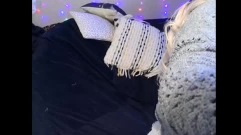 Snapshot of monica_lily chatting on February 2025 02:20:01 PM Monica online show from February 2025 02:20:01 PM