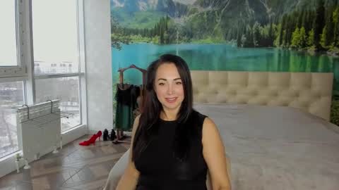 monica_weisss online show from January 2025 11:57:01 AM