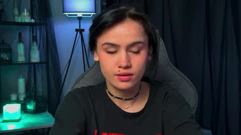 monica online show from April 2026 12:16:02 AM