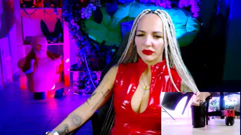 Snapshot of monicamaxwel chatting on November 2025 10:58:01 AM Monika online show from November 2025 10:58:01 AM