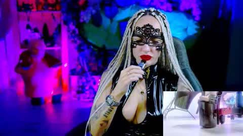 Snapshot of monicamaxwel chatting on November 2025 11:21:01 AM Monika online show from November 2025 11:21:01 AM