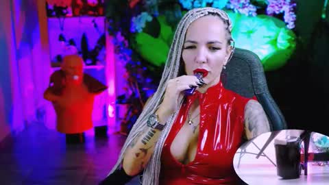 Snapshot of monicamaxwel chatting on November 2025 10:51:02 AM Monika online show from November 2025 10:51:02 AM