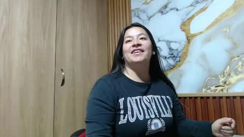 Snapshot of monickhotpri chatting on May 2026 05:57:02 AM monickhotpri online show from May 2026 05:57:02 AM