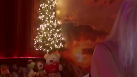 Monika    online show from December 2024 03:22:02 AM