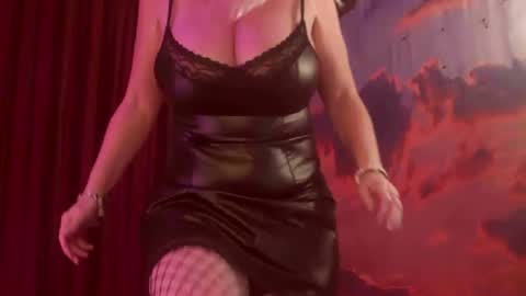 Snapshot of monicutex chatting on January 2025 02:19:02 AM Monika online show from January 2025 02:19:02 AM