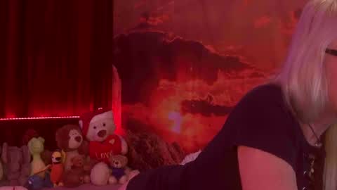 Snapshot of monicutex chatting on March 2025 03:28:02 AM Monika online show from March 2025 03:28:02 AM