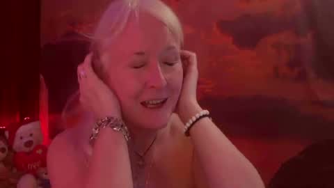 Snapshot of monicutex chatting on March 2025 06:32:02 AM Monika online show from March 2025 06:32:02 AM