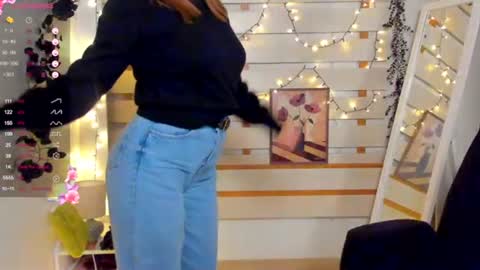 Monika online show from January 2026 01:04:01 PM