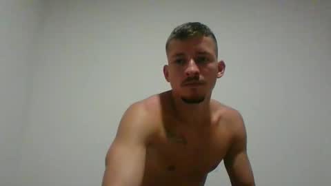 Snapshot of monito_hot17 chatting on February 2026 11:15:01 AM monito_hot17 online show from February 2026 11:15:01 AM